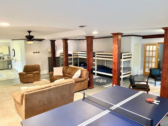 09b37ee5-6fd4-4347-b3eb-fd4ecce9f956